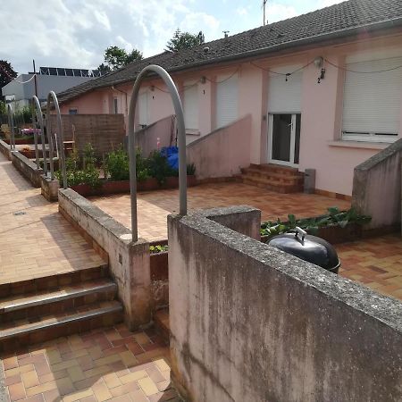 Logement De Plein Pied A Mirecourt Zewnętrze zdjęcie